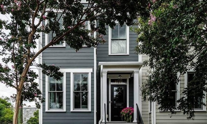 Church Hill House | Bright & Modern 3BR | Walk to Dining and Park