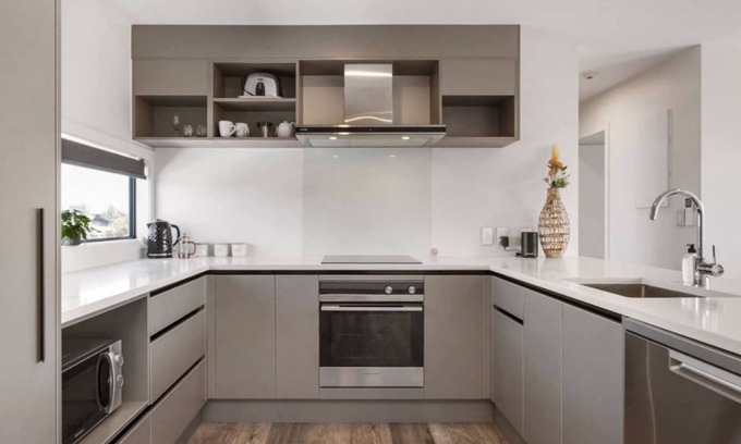Christchurch City Centre Apartment | Bright & Spacious 2BR w/Carpark