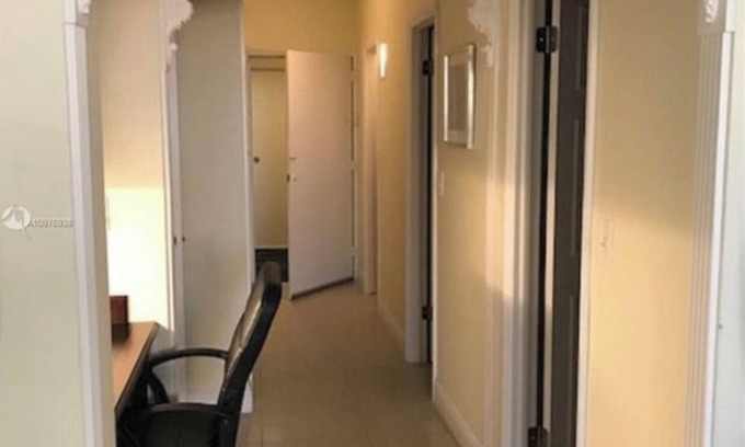 Sunny Isles Beach Condo | Bright/Stylish 2 BR Condo Stunning View Of Ocean