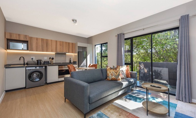 Greater Johannesburg Metropolitan Area Apartment | Brighten Your Stay | Akaru’s Vibrant Hideaway