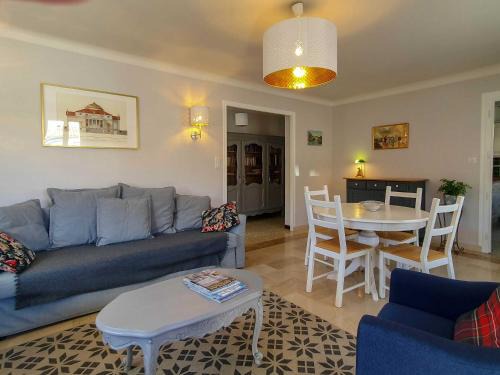 Nyons Apartment | Brin d'azur