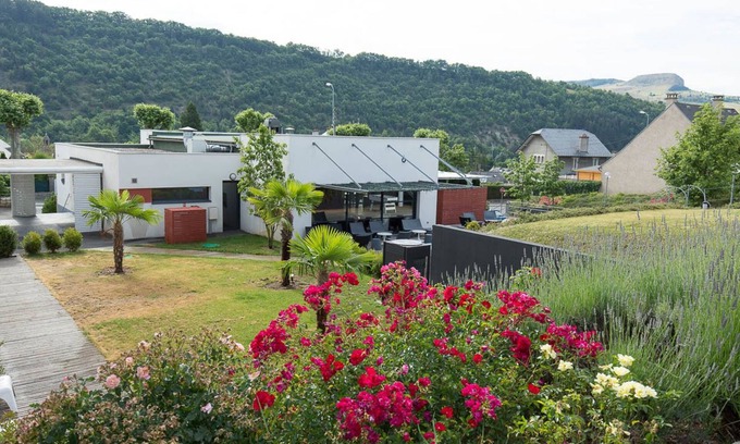 Marvejols Hotel | Brit Hotel Confort Marvejols