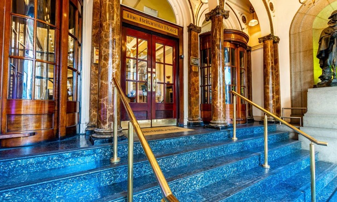 Chinatown Hotel | Britannia Hotel Manchester