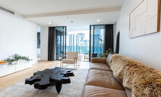 Broadbeach Apartment | Broadbeach Luxury Oracle Tower 1 Apartment 2Bed 2Bath 1 Car