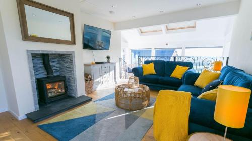 Llanerchymedd House | Bron Heulog