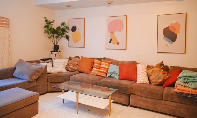Brooklyn Apartment | Brooklyn Gem: 3-Bed Retreat | Best for Travelers!