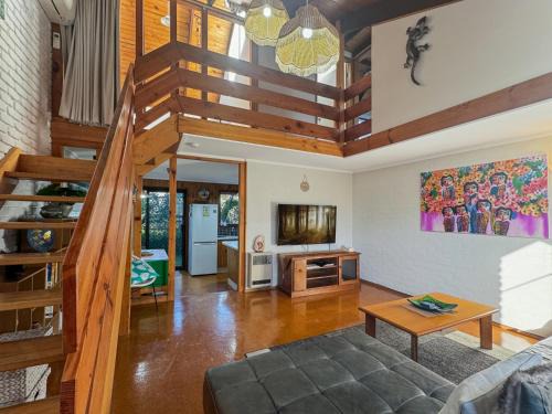 Broulee House | 'Broulee Break' -2-Bed Beach House with Games Room
