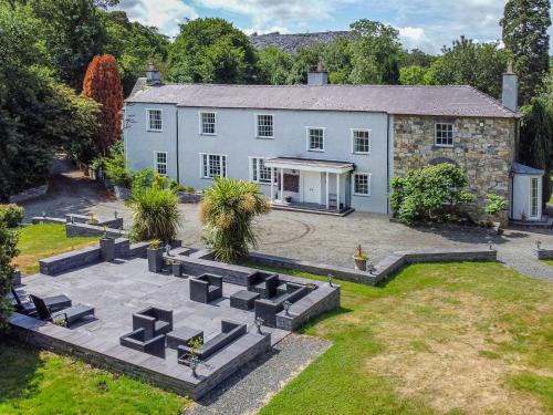 Bethesda House | Bryn Derwen