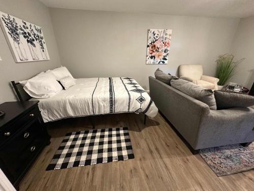 Gilmer Apartment | Buckeye Retreat