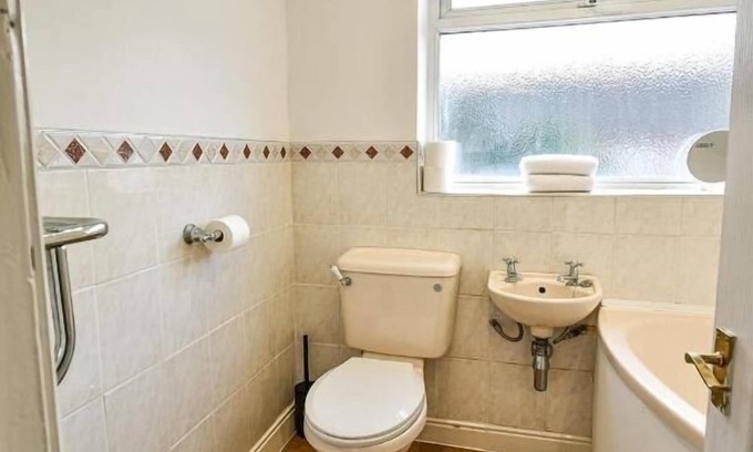 Redcar House | Buckingham House - Redcar