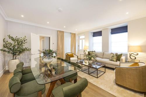 Knightsbridge Apartment | Buckingham & Lloyds Knightsbridge