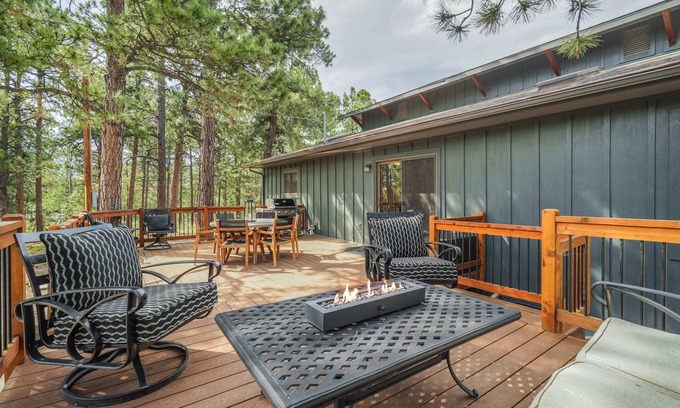 Monument House | Buckskin Hideaway, Hiking & Biking Trails BBQ
