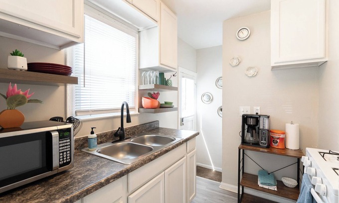 Indianapolis Apartment | Budget-Friendly Home