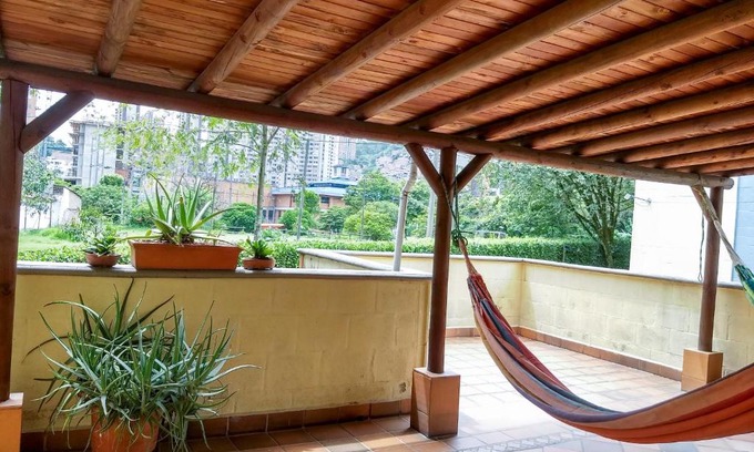 Guayabal Apartment | Bueno, Bonito, Barato y cerca a El Poblado
