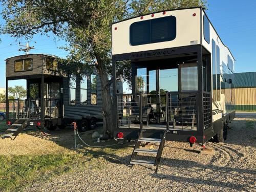 Northeast Entrance Badlands House | Buffalo Drift