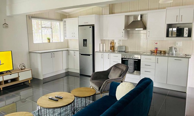 Bulawayo House | Bulawayo Bradfield Retreat - 3 Bed House