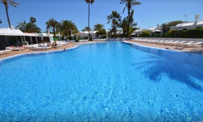 Maspalomas House | Bungalow with terrace and garden