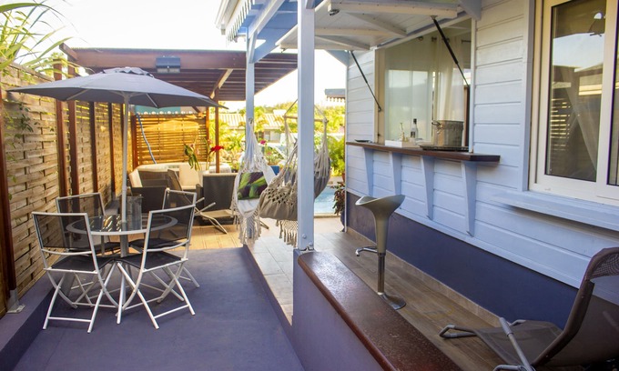 Riviere-Salee House | Bungalow 15 MN from the beach. Good location