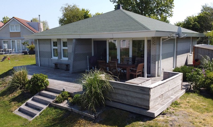 Makkum House | Bungalow für 6 Gäste mit 100m² in Makkum