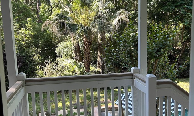 Bluffton House | Bungalow on the Bluff