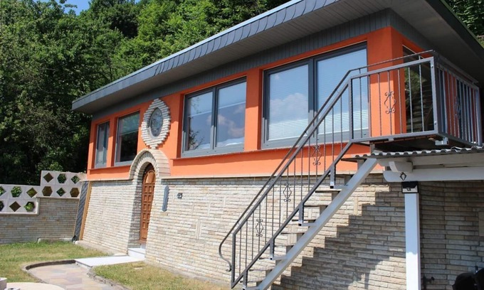 Pirna House | Bungalow "Schönblick" on the Elbe cycle path in Pirna