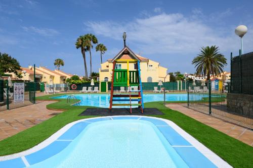 Sonnenland Hotel | Bungalow with Terrace BBQ Pool in Maspalomas