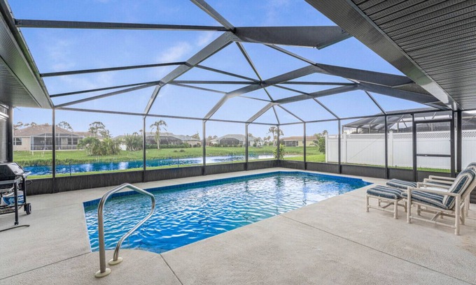 Pebble Beach Apartment | Bunker Lane Breeze – Rotonda West Pool Retreat
