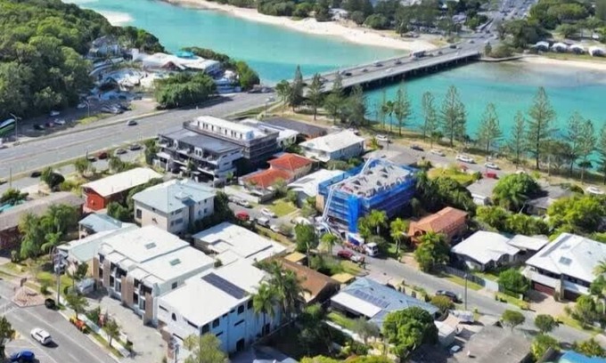 Burleigh Heads Apartment | Burleigh Heads Koala Park Apt Parking Near Beach