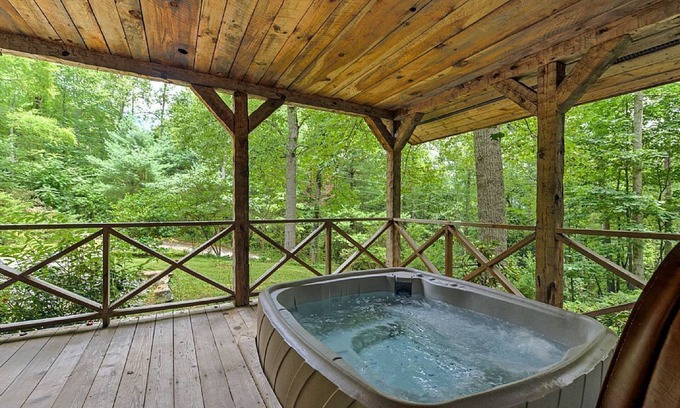 Skyland Cabin | Busbee Cabin by Carolina Mornings | Gas Grill, Fireplace🔥 +Biltmore Pass