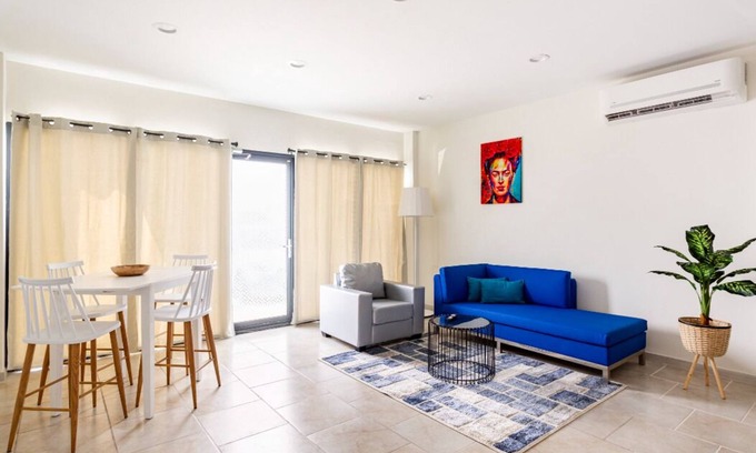 Oranjestad-West Apartment | Bushiri's Long Life Building-2BD/1BA APT-Sleeps 4