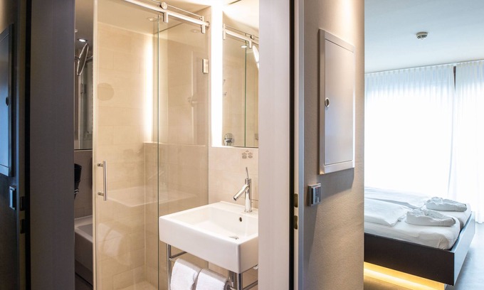 Heidelberg Apartment | Business Studio mit Voll Ausgestatteter Küche und Modernem Bad
