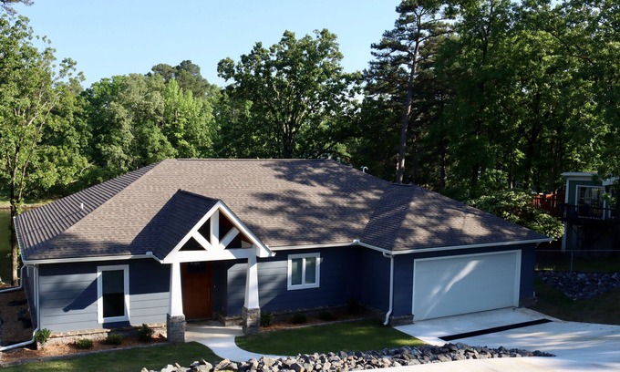 Tanglewood Estates House | Butler on the Lake 3 Bedroom House