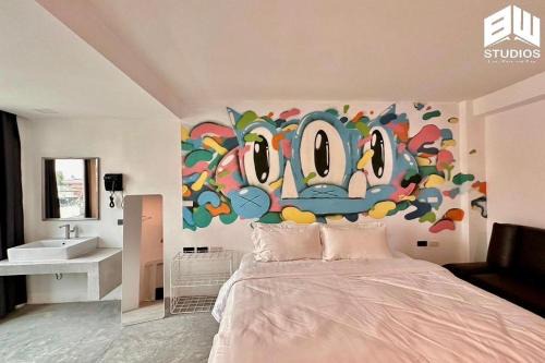 Old City Apartment | BW Studios thai art style
