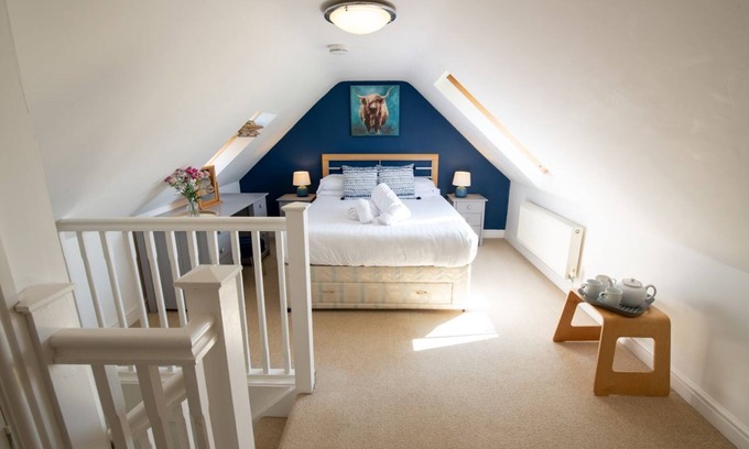 Ty Croes Cottage | Bwthyn Siwan: Charming Pet-Friendly Cottage in Aberffraw | Managed by Anglesey Holiday Lettings