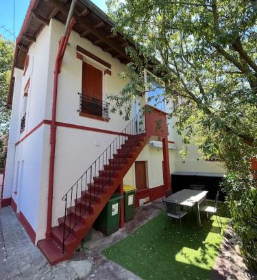 Bagneux Villa | BX - Maison 10 rooms - 12 beds - metro PARIS EXPO