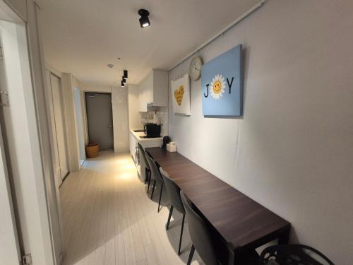 Cheongpa-dong Villa | C Travel
