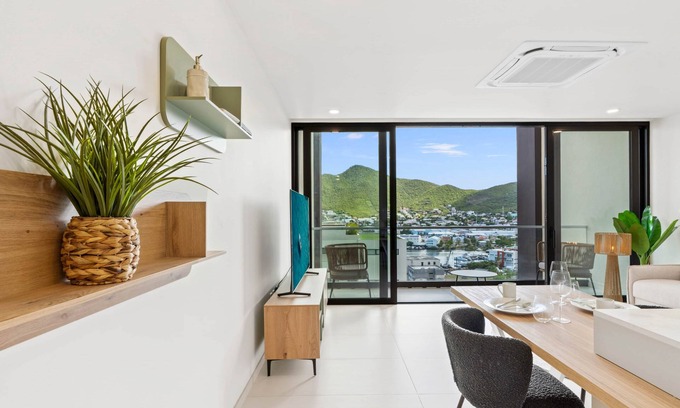 Pelican Key Apartment | C314 - Stunning 1 Bedroom Apartment