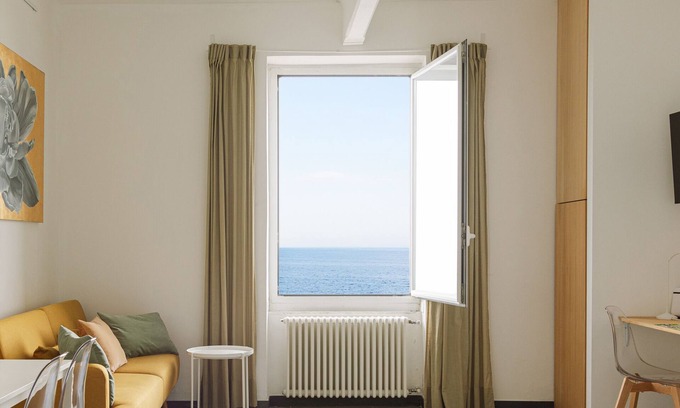 Genoa Apartment | Ca' de Mâ - Sea Front Apartment