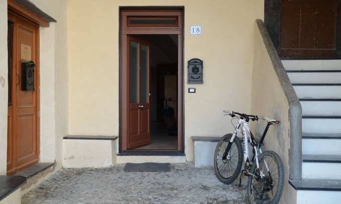 Santo Stefano al Mare Apartment | "Ca' di Nevi" In the heart of the village