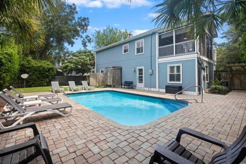 Isle of Palms House | CA411: 411 Carolina Blvd.