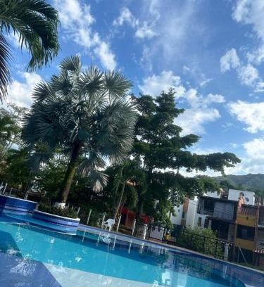 San Jeronimo House | Cabaña ciudadela del sol