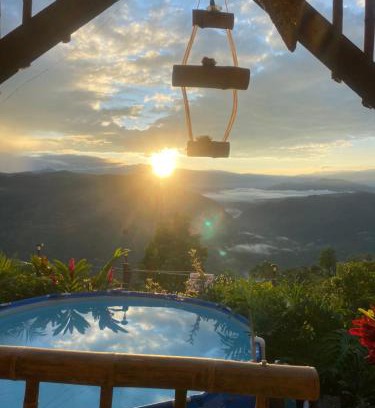 Utica House | Cabaña el mirador del aguila