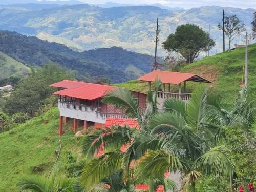 San Rafael Other | Cabaña Los Colibríes