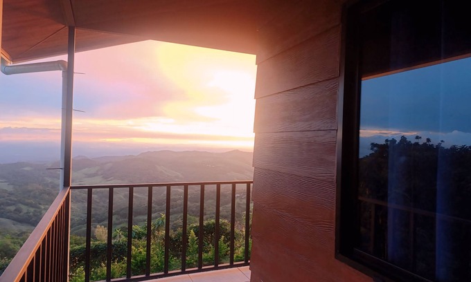 Sierra Cabin | Cabaña Morpho en Finca Alta Vista Monteverde (Amazing View)