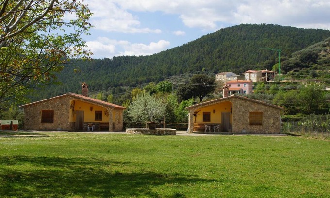 Yeste House | CABAÑAS ARGUELLITE