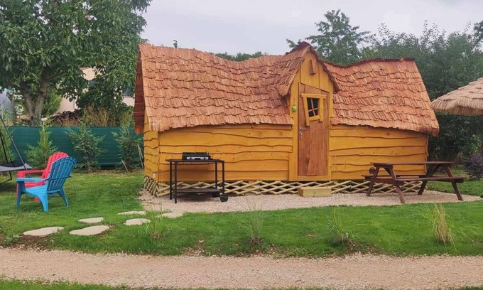 Laives Cabin | Cabane Féerique