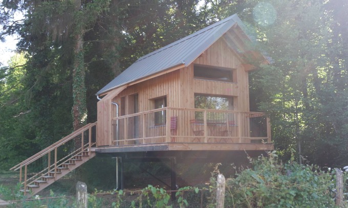 Germaine Cabin | Cabane sur pilotis, in the heart of the Reims mountains