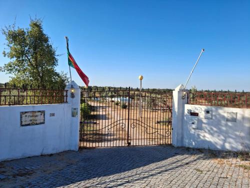 Nisa House | CABECOS ALTOs