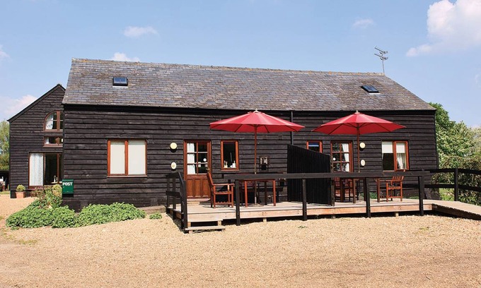 Littleport Cottage | Cabin ∙ 2 bedrooms ∙ 4 guests