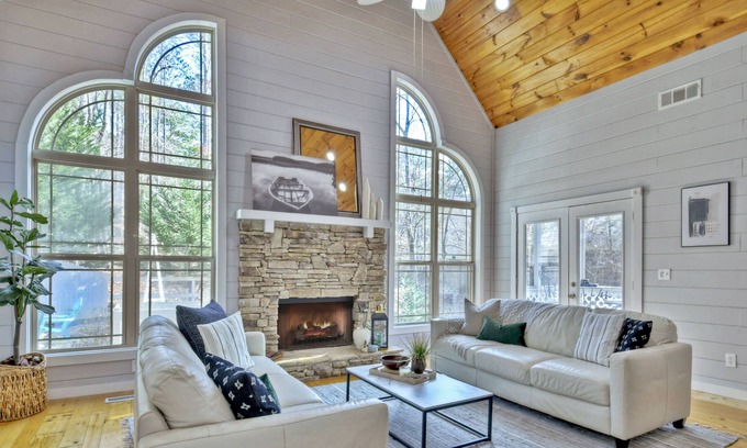 Eagle Mountain Cabin | Cabin Cottage in Ellijay Woods